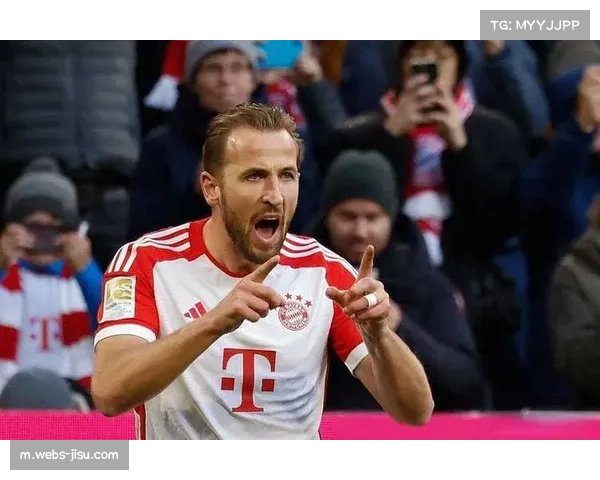 德甲历史纪录展览开幕，六冠王拜仁展区亮相