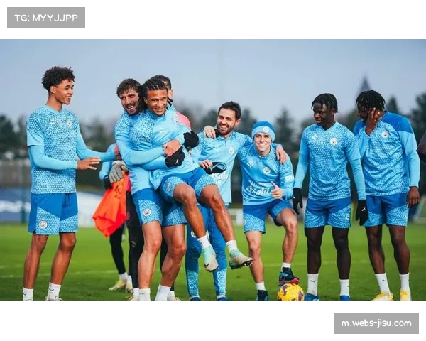 英超俱乐部社区项目，青训营开放日推进草根足球